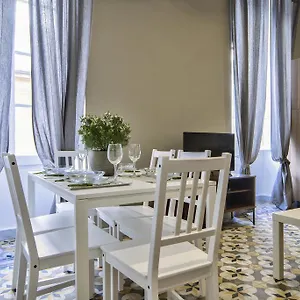 Borgo San Pawl - Duplex 2-bedroom , Valletta Malta