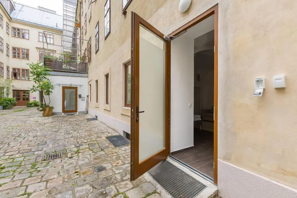 Free Parking I 500 Mbit Wifi I Kingsize Bed Apartment Vienna Austria